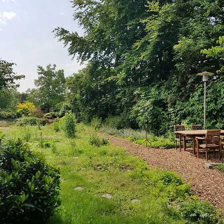 Oostrik 住宿加早餐酒店 3*