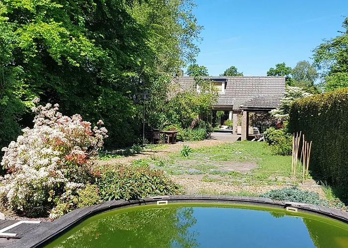 فندق مبيت وإفطار Oostrik 3*